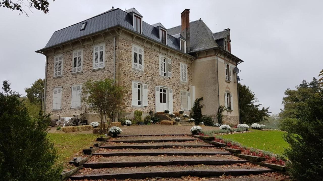 Domaine Du Castellare Bed & Breakfast Le Chalard Exterior photo